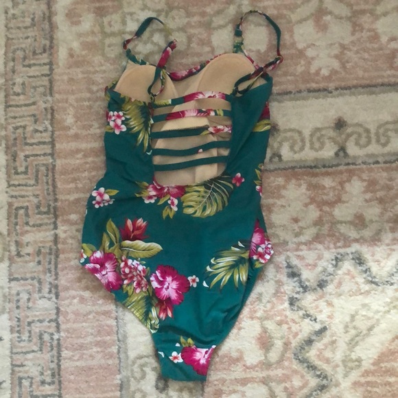 Target One Piece Swimsuit - Picture 2 of 4